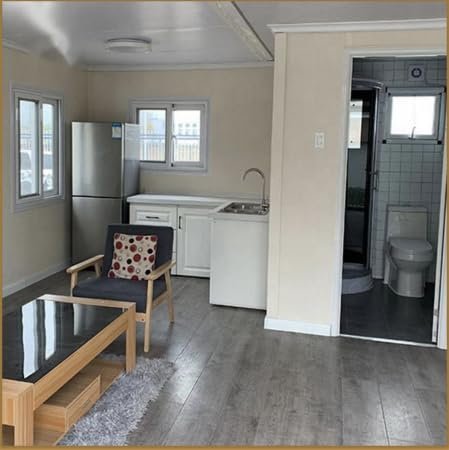 Expandable Prefabricated Container House with Lockable Windows and Doors for Camping, Storage, Outdoor Living (20 Feet), Prefab House for Living,... - Image 7